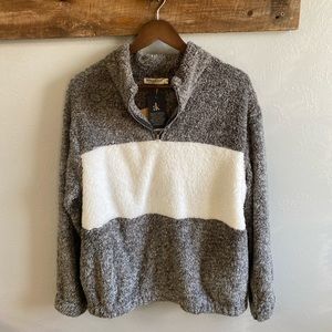 Fleece quarter zip pullover with pockets
